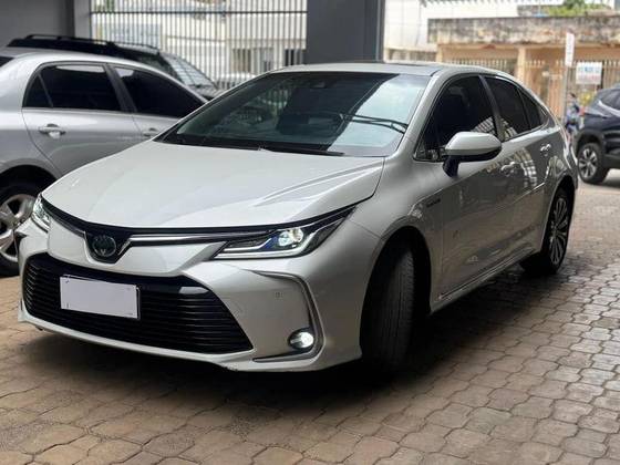 TOYOTA COROLLA 1.8 VVT-I HYBRID FLEX ALTIS PREMIUM CVT TOYOTA COROLLA 1.8 VVT-I HYBRID FLEX ALTIS PREMIUM CVT